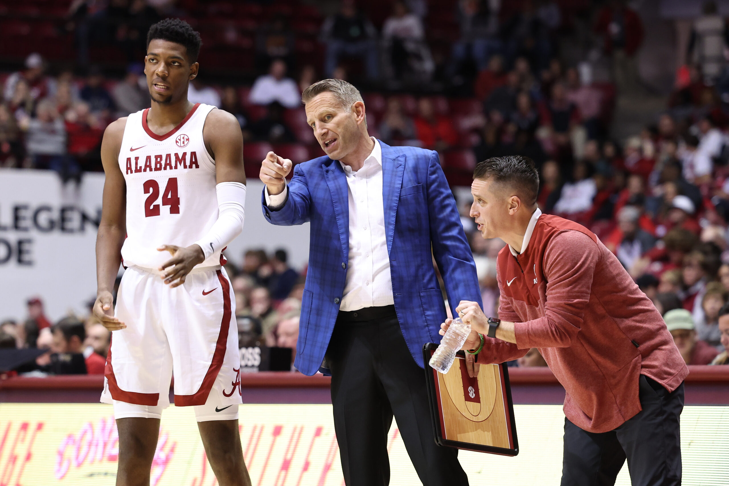 Tide Hoops Faces Huge Road Test at #1 Houston Saturday Afternoon: